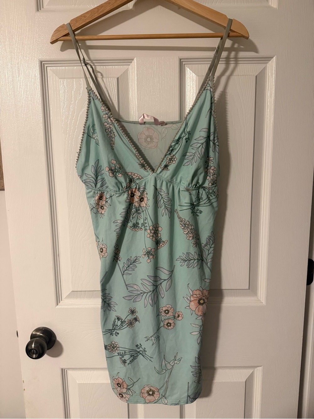 3/$15 
La Vie En Rose Mint Floral Slip Dress
